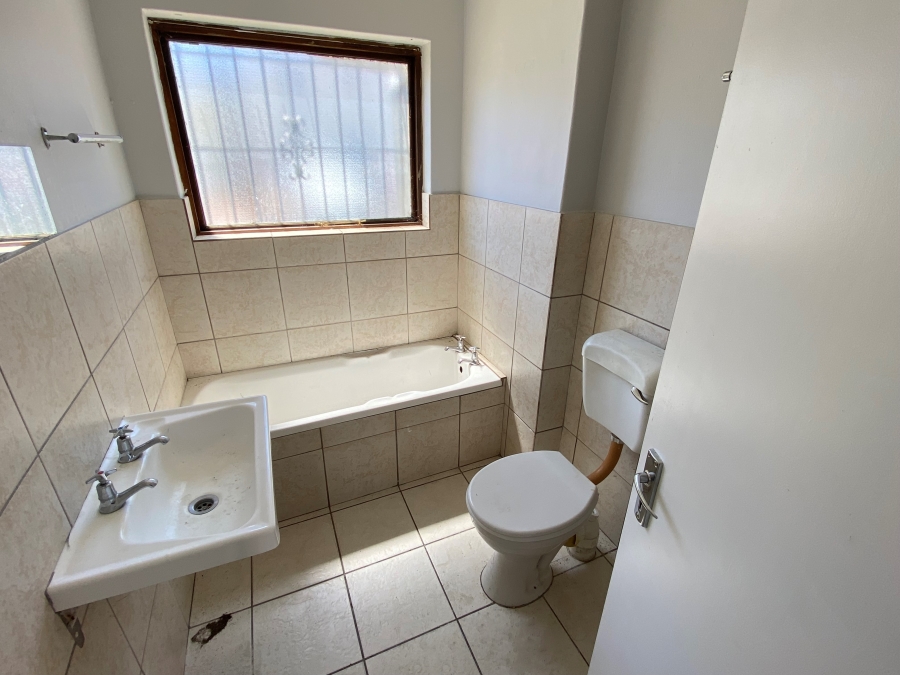 2 Bedroom Property for Sale in Summer Greens Western Cape